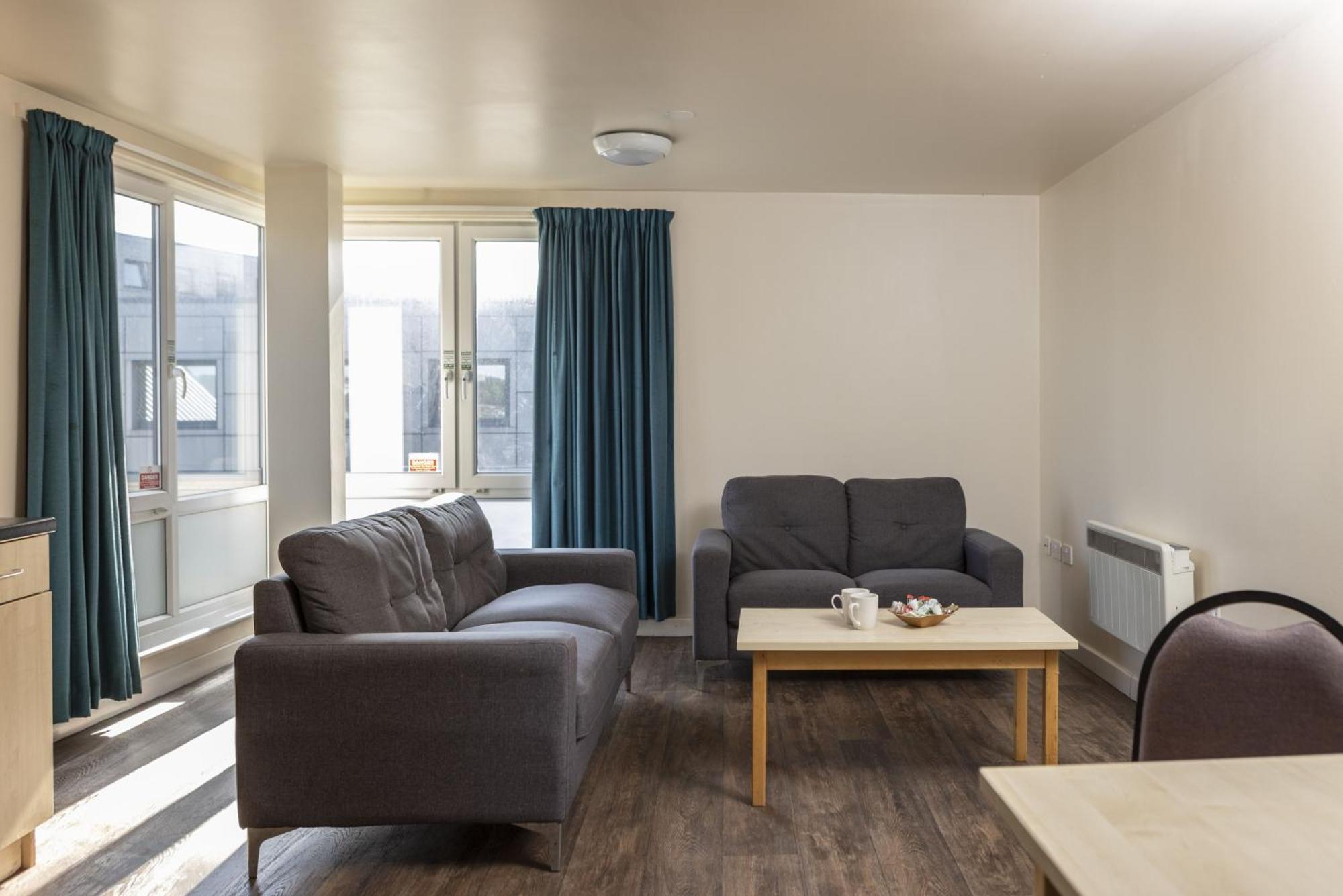 Burley Road Aparthotel Leeds  Ngoại thất bức ảnh
