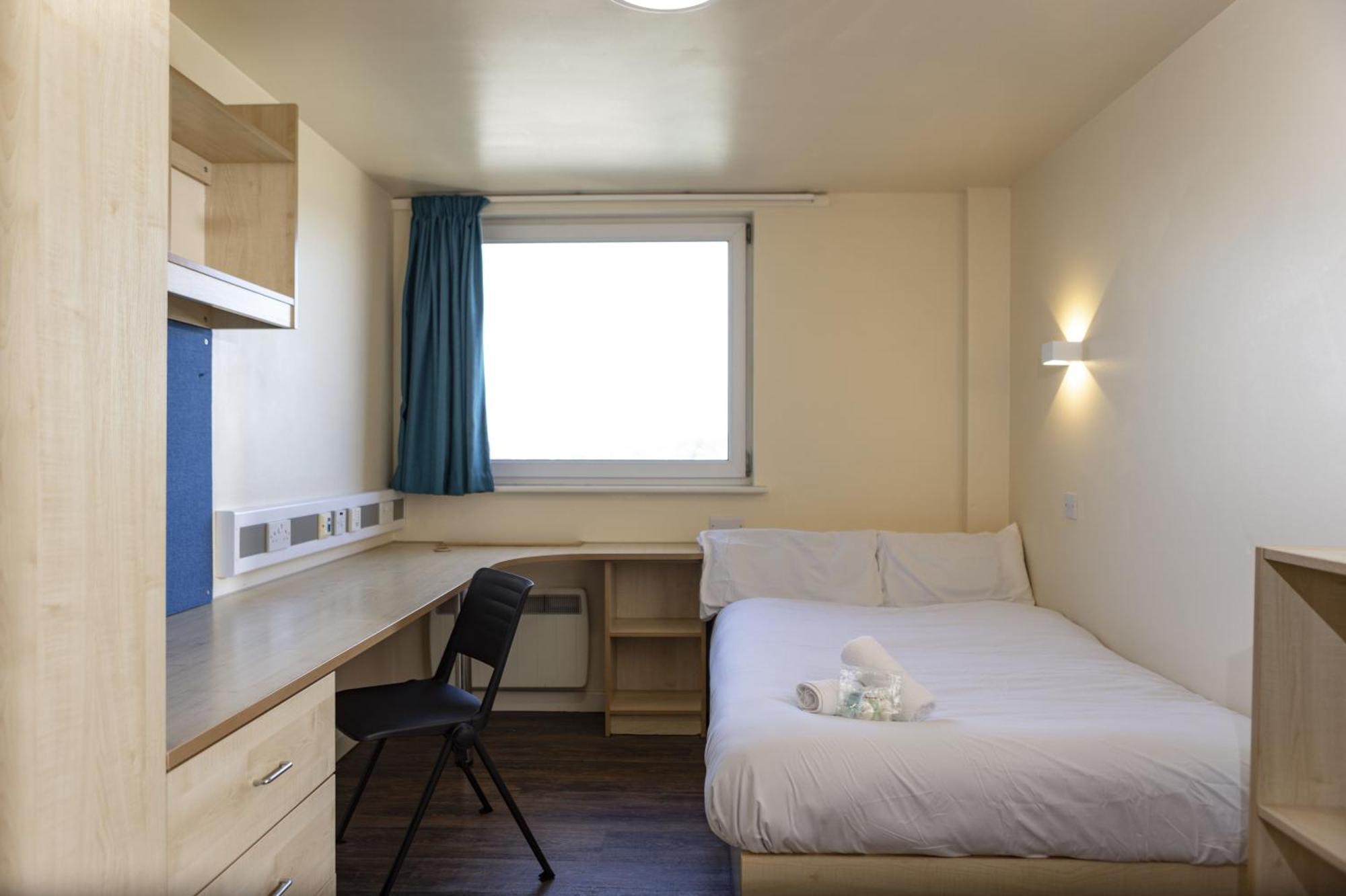Burley Road Aparthotel Leeds  Ngoại thất bức ảnh